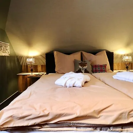 24 Hébergement de vacances Butgenbach