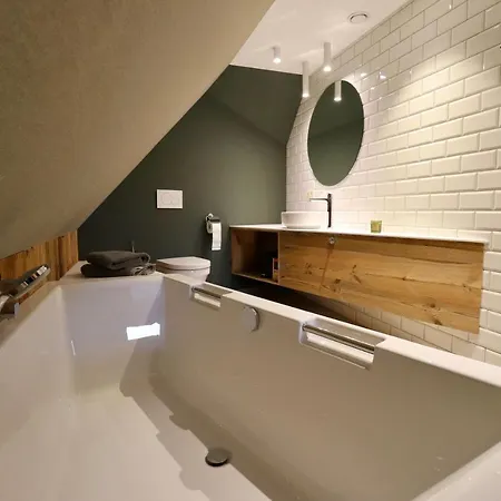 24 Holiday home *